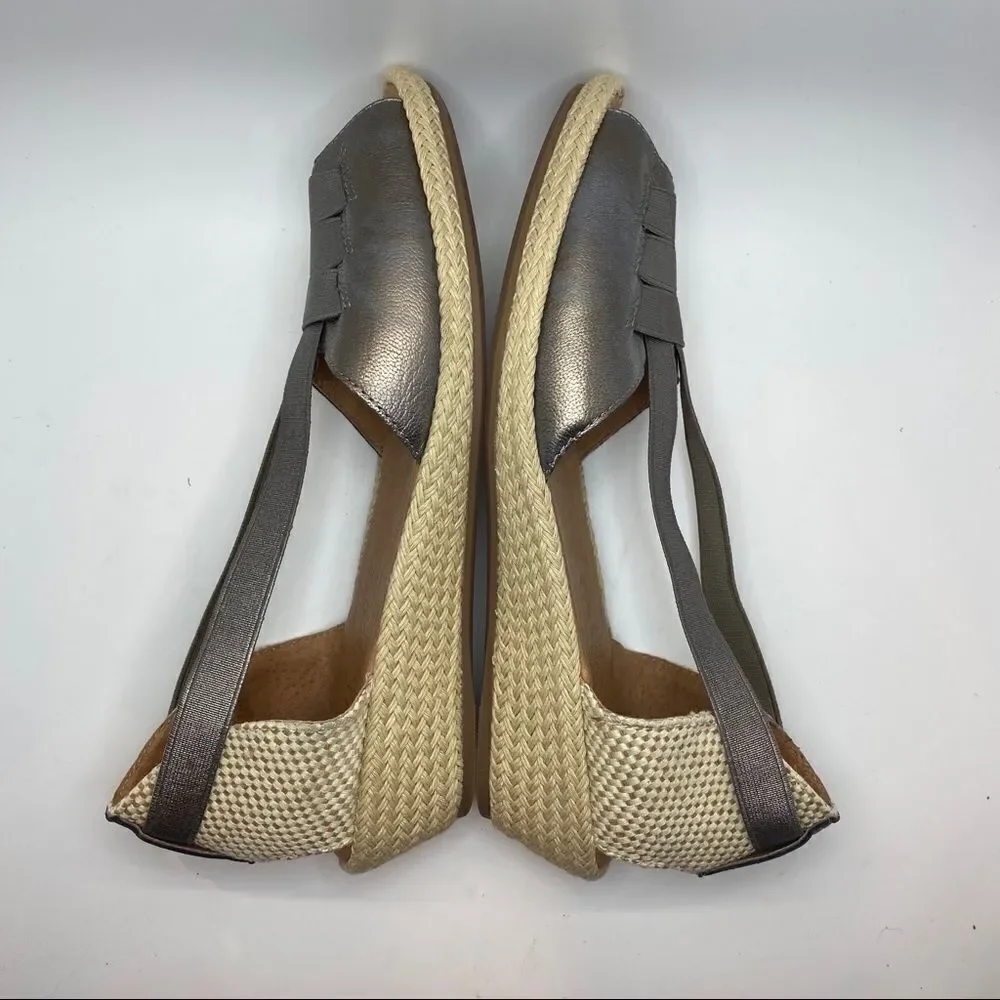 Gentle Souls Luci Wedge Sandal